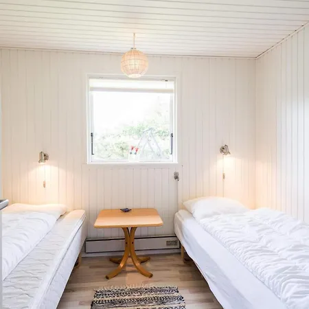 Enchanting Forest Retreat-by Traum Ferienhaus Nørre Nebel