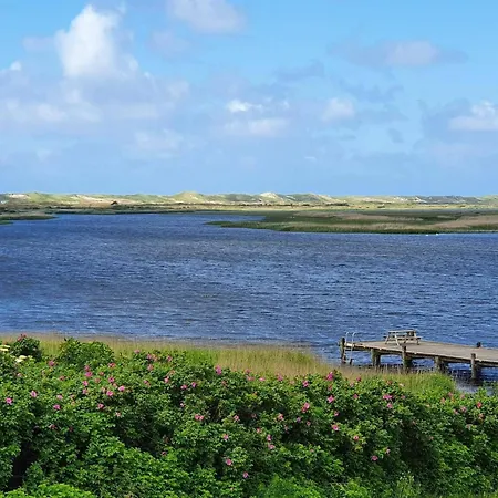 Dom wakacyjny Enchanting Forest Retreat-by Traum